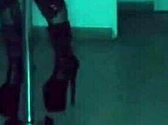 Amys Exxx Juguetona Strips Lingerie For Private Femdom Handjob Dance