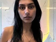 Mia's Massive Ebony Ass Bounces Ebony Elegance Style