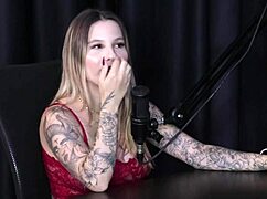 ruiva safada's huge tits thrill after exibida confession menage tease