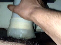 Homemade moroccan summer wank cums on amateur pussy