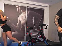 hey muscular babe, seize that gym cock and ride stranger hard!