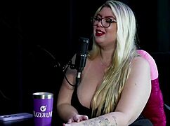 fez ensaios com amarrações chorou até a bunda sangrar fez suruba com 5 fugiu de alguns paus e gosta de podolatria alice monteiro?