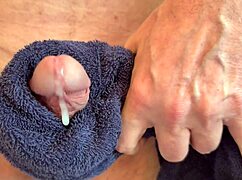 neighbor girl rubs to homemade orgasm close up