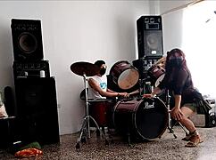 Curvy latina student strips and shakes huge ass for neighbors