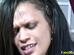 whoa, staane simmons dances pole to prick in amazing bikini show