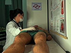 PACIENte EREÇÃO FRENTE ENFERMEIRA BIG COCK NURSE HANDJOB DEEPTHROAT