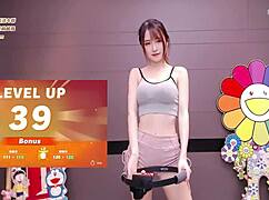 Feeling Overwhelmed by Lust for Korean Dancer's Sensual Blowjob Routine