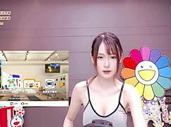 Feeling Overwhelmed by Lust for Korean Dancer's Sensual Blowjob Routine