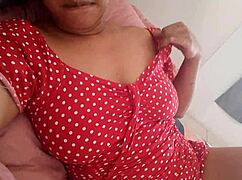 caperucita roja's huge tits n juicy pussy star in epic solo finger fuck n dirty moan fest on bed