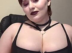 Come play with your huge titted nympho girlfriend now