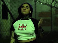 غوث طيز كبيرة يمسكها شبح هالوين ينيكها بعنف 👻😈