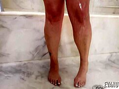 i can't resist eva notty's perfect ass shaking in the bath