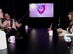 he dresses as woman for her domination fetish mentoring relationships pati ferraz sheer red