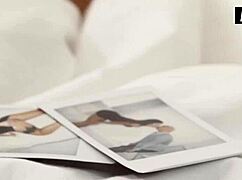 Bubble butt girlfriend kicks off day with sex