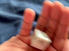 Geiles Zuhause-Spiel mit Freund endet mit Anal-Creampie