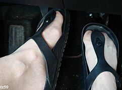 pumping hard in birkenstocks with nylon feet fetish 👠😈