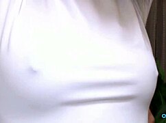 asian cutie spreads her legs for vibrator-induced squirting orgasms