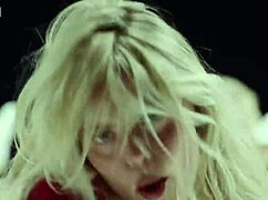 Rene rp drops her official LEAVE ME ALONE clip full of horny vibes