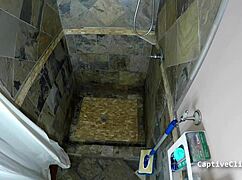 tsayyyy! you're gaping michelle anderson's ass in shower backstage