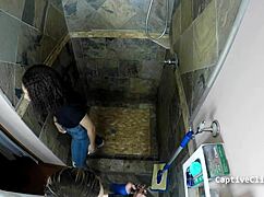 tsayyyy! you're gaping michelle anderson's ass in shower backstage