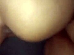 Seksi Indonesian Stepmom Fucks Young Stud on Bed