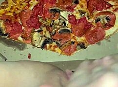 Saudi arabian snowwhite masturbates with pizza in la?? kinky asmr fetish!