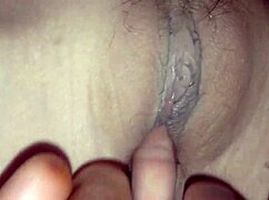 น้ำพุ่งเข้าหีสาวนักศึกษาจนแตดแฉะ tight wet pussy overflows from amateur student sex