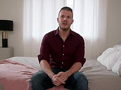 Codey Steele Worships Hayley Davies' Curvy Ass Goddess Ride!