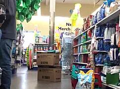 Ever seen a milf's phat ass jiggle like this in secret?