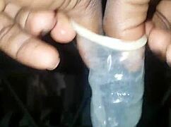 je prépare mon pénis au glaçon pour me faire défoncer la chatte en live