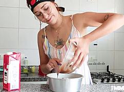 Ruvinha's threesome birthday fuck with friends deepthroat pussy licking