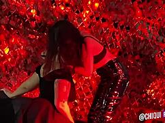 chica gorda watches public stage wax play unfold