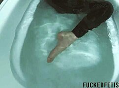 imagine this skinny asian fuck doll grinding spandex underwater in the pool