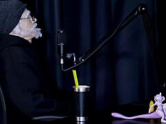 flor de damiana's safada interview wiv vovo moai wuz fulla putaria... part 7!