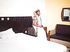 teasing glances at my royal fuck mate's curves