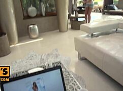 Vyvan Hill's cash-hungry pussy rides cock desperately in ItsPOV