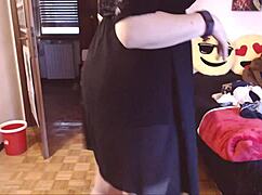 Italian Stepmom's Desk Orgasms Explode in Crazy Squirting Frenzy