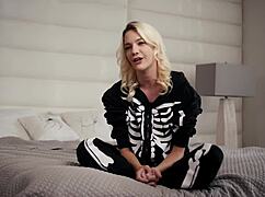 Gorgeous Blonde Kenna James Begs Boyfriend Nathan Bronson for Rough Pounding