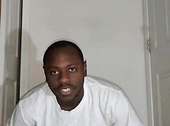 relaxing with banana stretches while pondering thankful words for thanksgiving