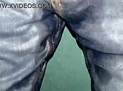 colombian solo pees first time jean pants soaked