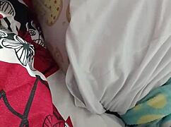 Pregnant Colombian Wife Takes Hubby's Cock During Nail Session