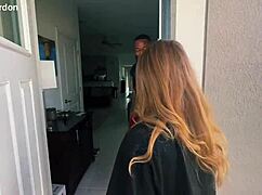 sydney ryan walks in for massage... ends up taking huge bbc raw 😈🍑💦