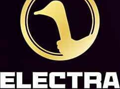 Curvy Peruvian Redhead BBW Milks Cock with Huge Tits