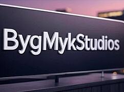 granny slave princess leia pulls off a jedi mind trick masturbation session