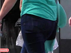 Jeny Smith Flashes Bubble Butt And Body Paint Naked Publicly