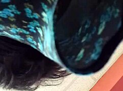 upskirt tease venezolana skirt lift 🔥👀