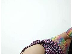 Curvy latina spreads cheeks inserting huge pink dildo into dripping pussy