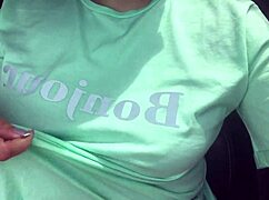 quarantined milf fingers fat pussy ass closeup car pov homemade