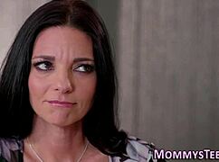 Teen stepdaughter squirts first time fingering with mature milf