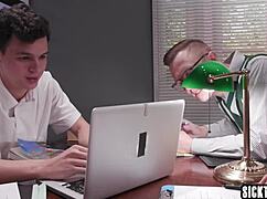 Heather Honey Teases Big-Ass Gangbang Classmates